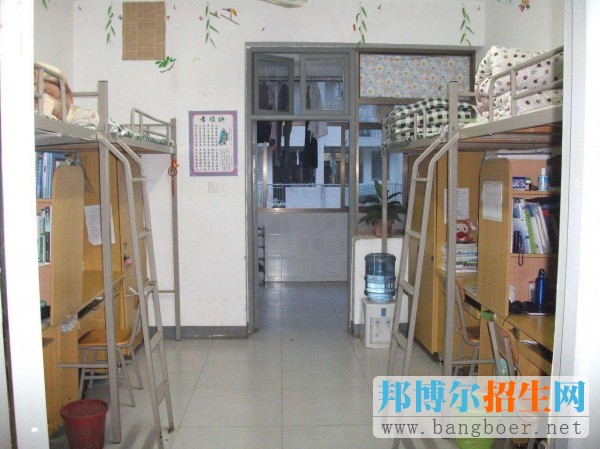 重慶微電子工業(yè)學(xué)校宿舍條件
