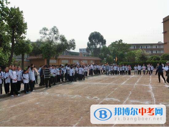 成都第二十八中學(xué)2022年學(xué)費(fèi)、收費(fèi)多少