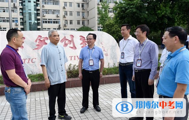 董事長、校長黃光成:做實常規(guī)突破重點促特色品牌 修身為本穩(wěn)抓升學做品質教育