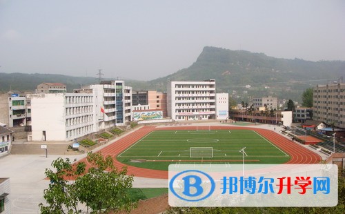 四川省通江中學(xué)招生辦電話(huà)