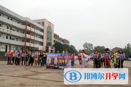 瀘州市納溪區(qū)護(hù)國(guó)中學(xué)怎么樣、好嗎