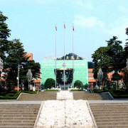 遵義市南白中學(xué)