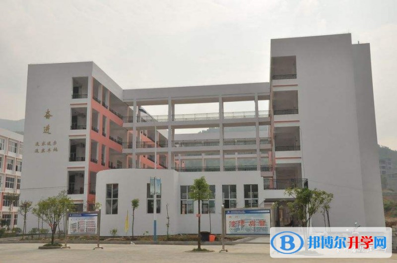 貴州省銅仁地區(qū)德江縣第一中學2018年招生計劃