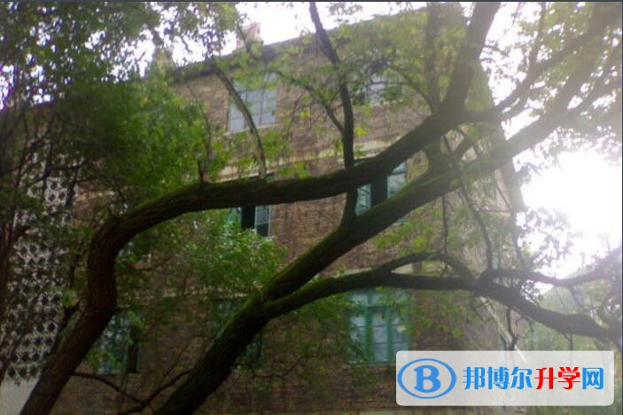 六盤水市第二中學怎么樣、好嗎
