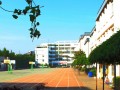 官渡區(qū)第五中學2025年學費、收費多少