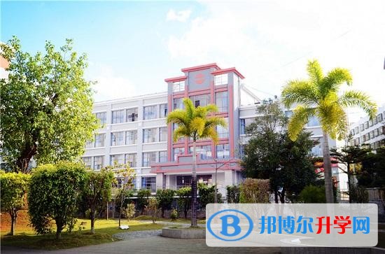 云南省普洱市第一中學(xué)2018年招生計(jì)劃