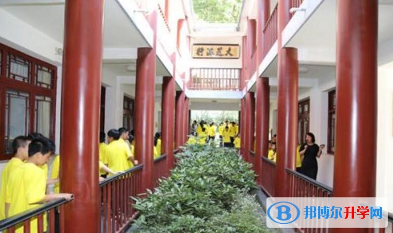 貴州大學附屬中學招生辦聯系電話