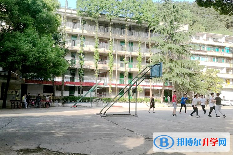 貴陽盛世中學招生辦聯系電話