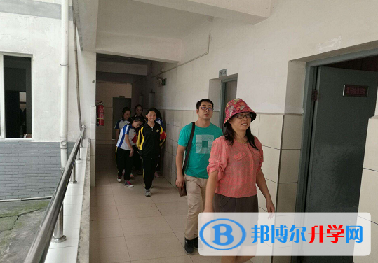 大邑新場(chǎng)鎮(zhèn)中學(xué)2022年報(bào)名條件、招生要求、招生對(duì)象
