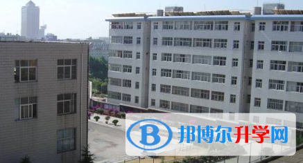 曲靖民族中學(xué)國際部2023年報名條件、招生要求、招生對象