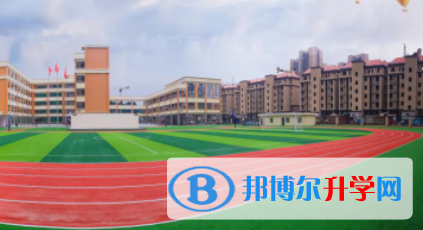 貴陽(yáng)觀山湖區(qū)中加國(guó)際學(xué)校網(wǎng)站網(wǎng)址