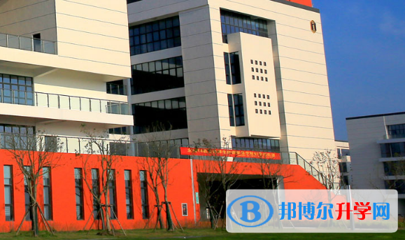 南通士通國(guó)際學(xué)校初中部2020年招生簡(jiǎn)章