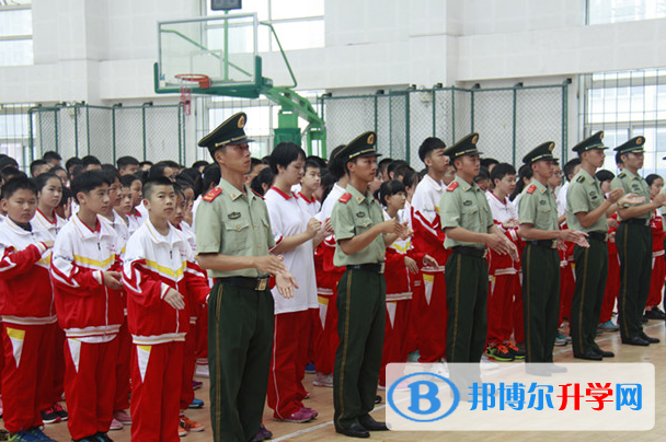 貴陽一中新世界國際學(xué)校小學(xué)部2020年學(xué)費、收費多少