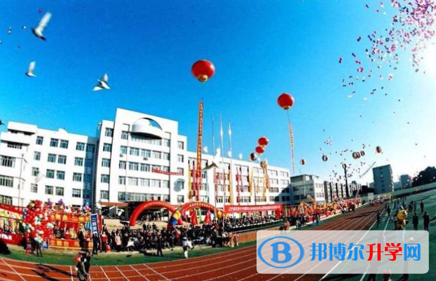 遼寧實(shí)驗(yàn)中學(xué)國際高中部2020年招生辦聯(lián)系電話