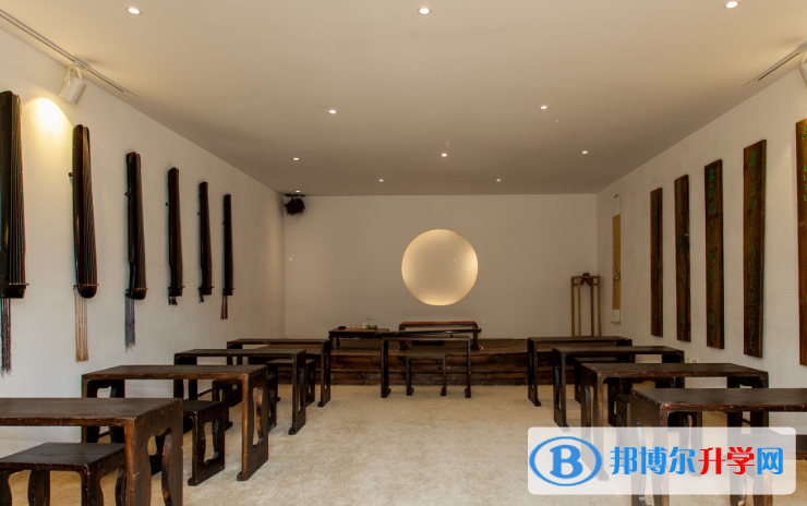 顯現(xiàn)國際學校初中部怎么樣、好不好