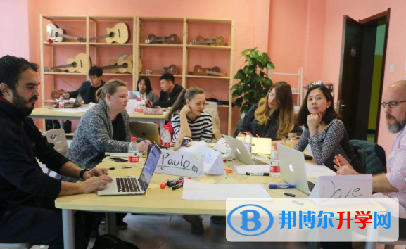 沈陽加拿大外籍人員子女學(xué)校小學(xué)部網(wǎng)站網(wǎng)址 