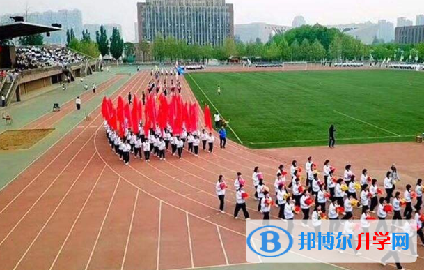 唐山第一中學(xué)中加國(guó)際班2020年學(xué)費(fèi)、收費(fèi)多少