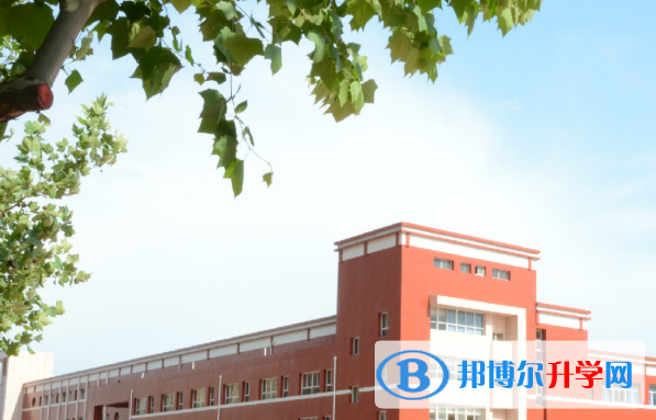 中黃書院美國GIA國際高中2020年招生辦聯(lián)系電話