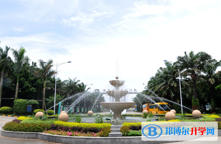 深圳桃源居中澳實驗學校怎么樣、好不好