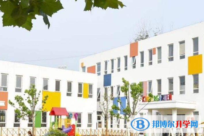 北京君誠國際雙語學校2023年報名條件、招生要求、招生對象