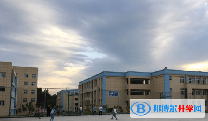 彭水中學2021年招生代碼