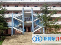 鎮(zhèn)寧民族中學(xué)怎么樣、好不好