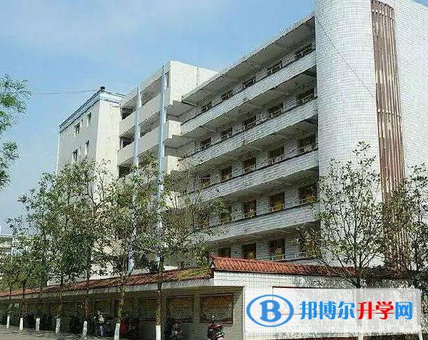 重慶市墊江縣中學2021年宿舍條件