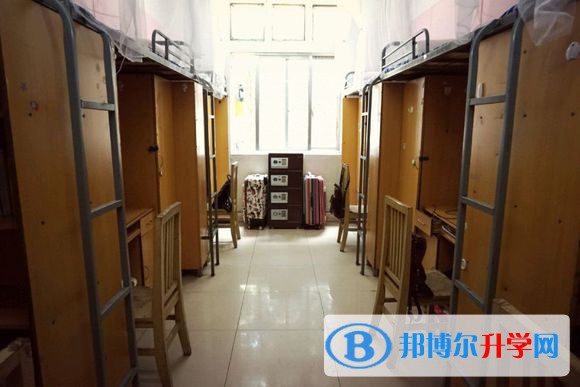 廣漢市西高鎮中學2021年宿舍條件