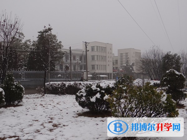 綿竹市南軒中學2021年報名條件、招生要求、招生對象 