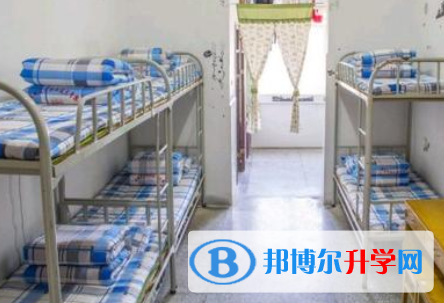 康定第三中學2022年宿舍條件