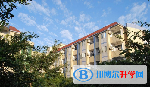 重慶市第一中學校報名條件、招生要求、招生對象 