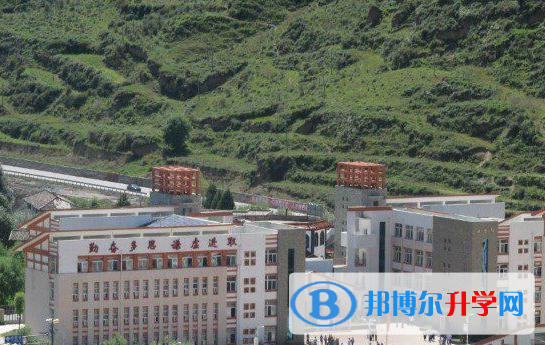 松潘縣中學校2021年報名條件、招生要求、招生對象
