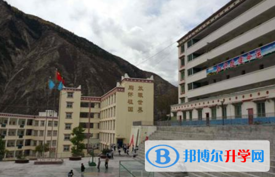 小金中學(xué)校2021年招生簡(jiǎn)章
