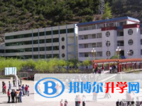 康定縣民族中學(xué)2022年報(bào)名條件、招生要求、招生對(duì)象