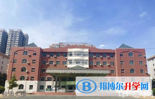 云南大學(xué)附屬外國(guó)語學(xué)校2021年招生簡(jiǎn)章