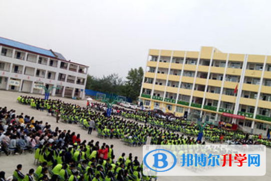四川省簡(jiǎn)陽(yáng)市養(yǎng)馬中學(xué)2022年招生簡(jiǎn)章