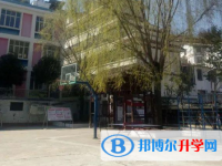 名山區(qū)第三中學(xué)2025年學(xué)費(fèi)、收費(fèi)多少