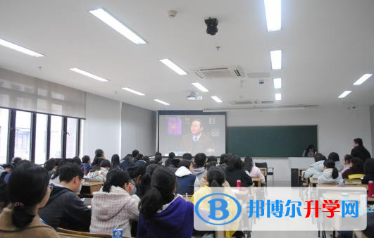 西昌市川興中學2022年報名條件、招生要求、招生對象
