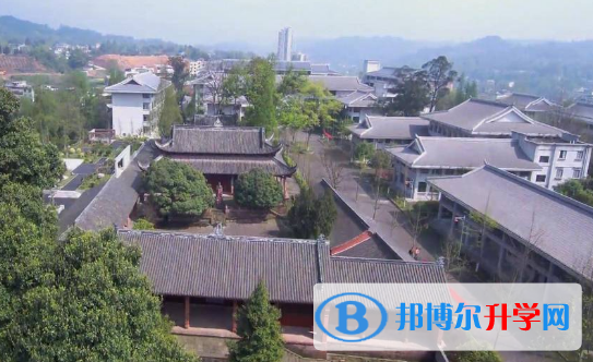 四川省名山中學(xué)2021年招生計劃