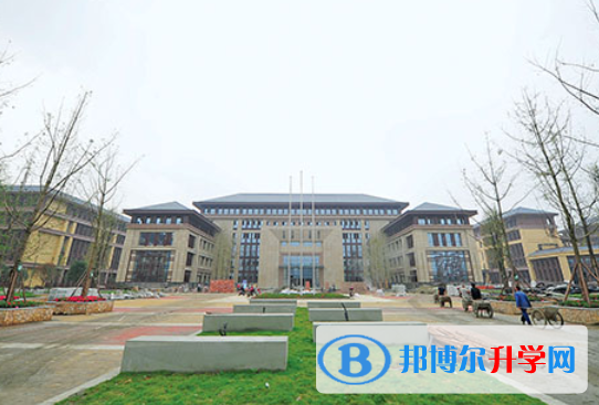 四川省雙流縣棠湖中學(xué)2022年報名條件、招生要求、招生對象