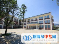 都江堰市第一中學(xué)2025年招生辦聯(lián)系電話