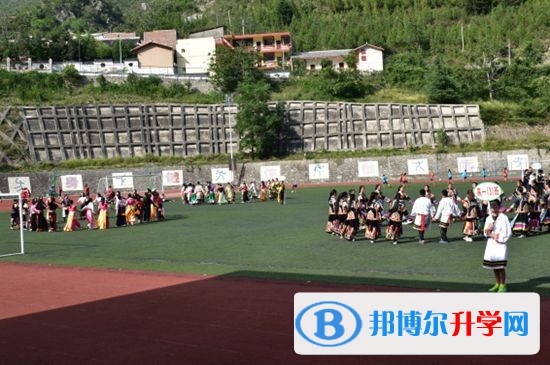 九寨溝縣中學2022年報名條件、招生要求、招生對象