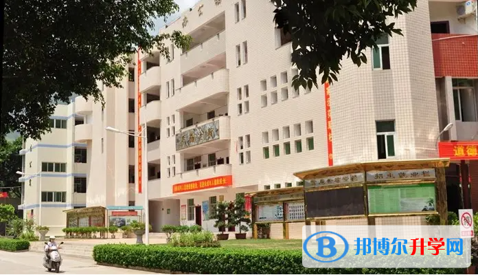 渠縣三匯中學(xué)2022年招生計(jì)劃