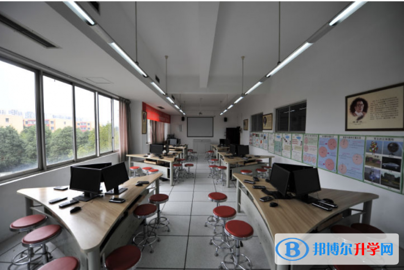 成都外國語學校2022年招生錄取分數線