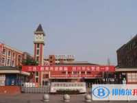 成都市第三十七中學(xué)2025年招生辦聯(lián)系電話
