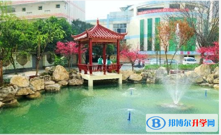 四川省崇州市蜀城中學2022年招生聯系電話