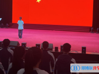 四川省成都市龍泉驛區(qū)第二中學(xué)校2025年招生辦聯(lián)系電話