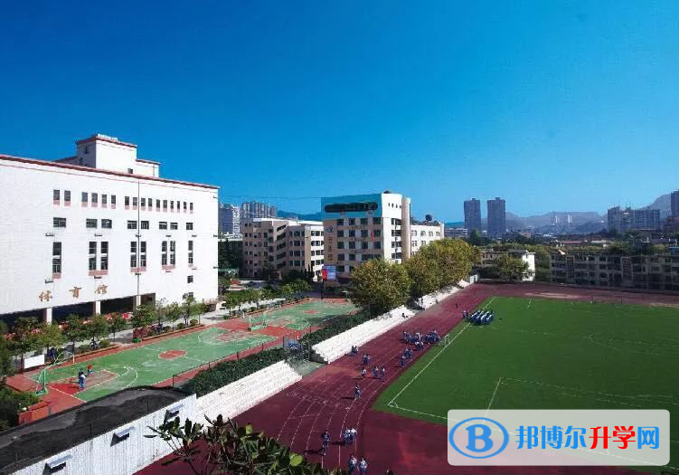 貴陽第九中學2022年報名條件、招生要求、招生對象
