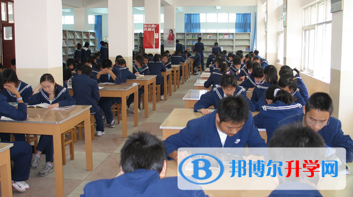 下關一中2022年學費、收費多少