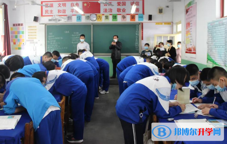 正定縣弘文中學2023年報名條件、招生要求、招生對象